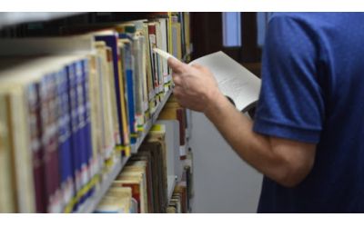 Fundação CDL está recebendo doações de livros para montar uma biblioteca destinada aos Jovens